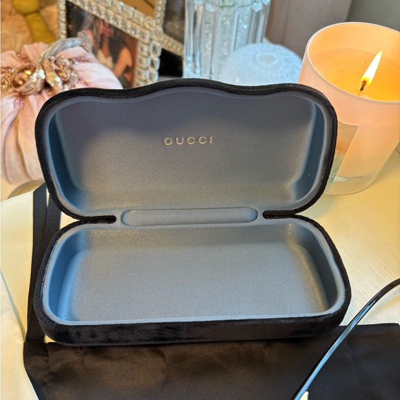 Authentic Gucci Elegant Black Sunglasses.  Pristine Condition.  NWOT. - Picture 12 of 14